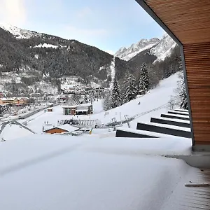 4* Aparthotel Jolly &