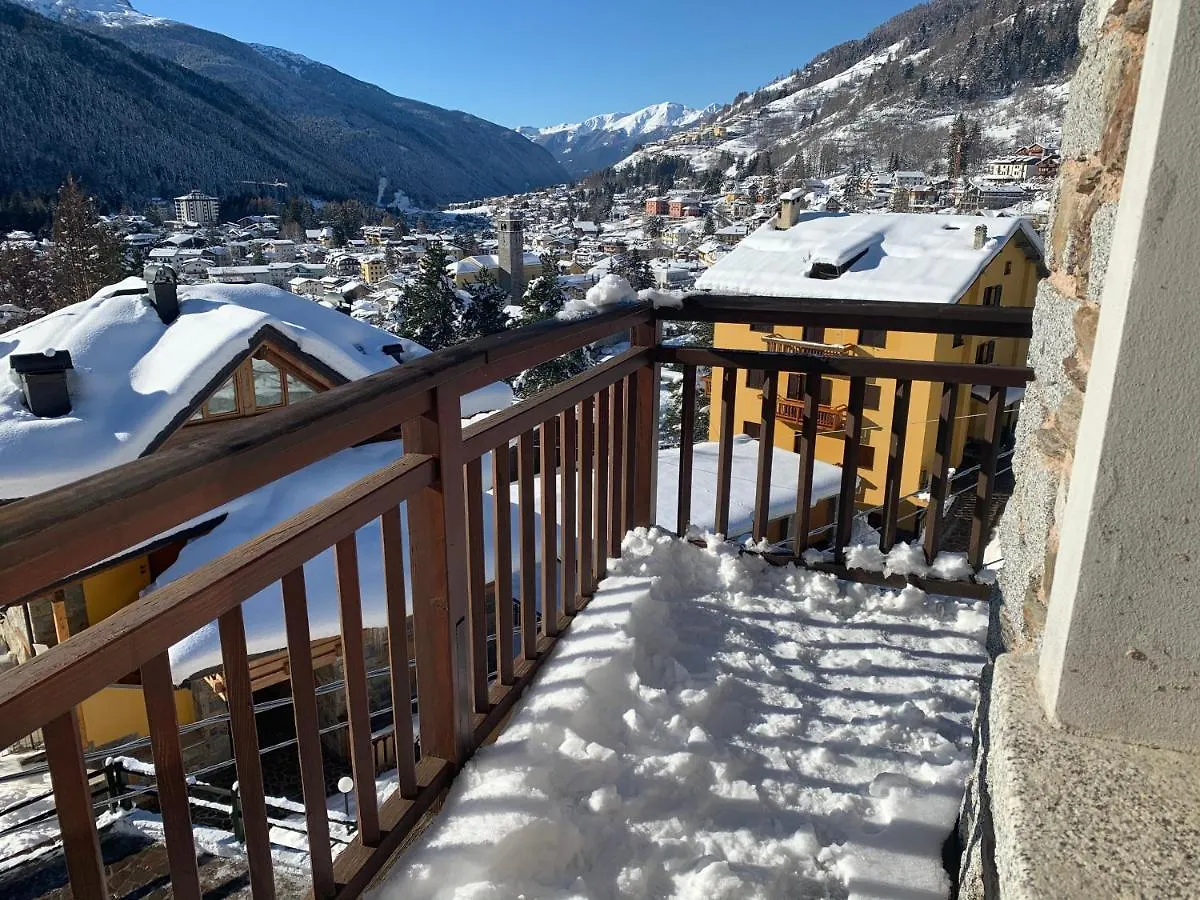 Villa Sorriso Ponte Di Legno 0*,  Italia