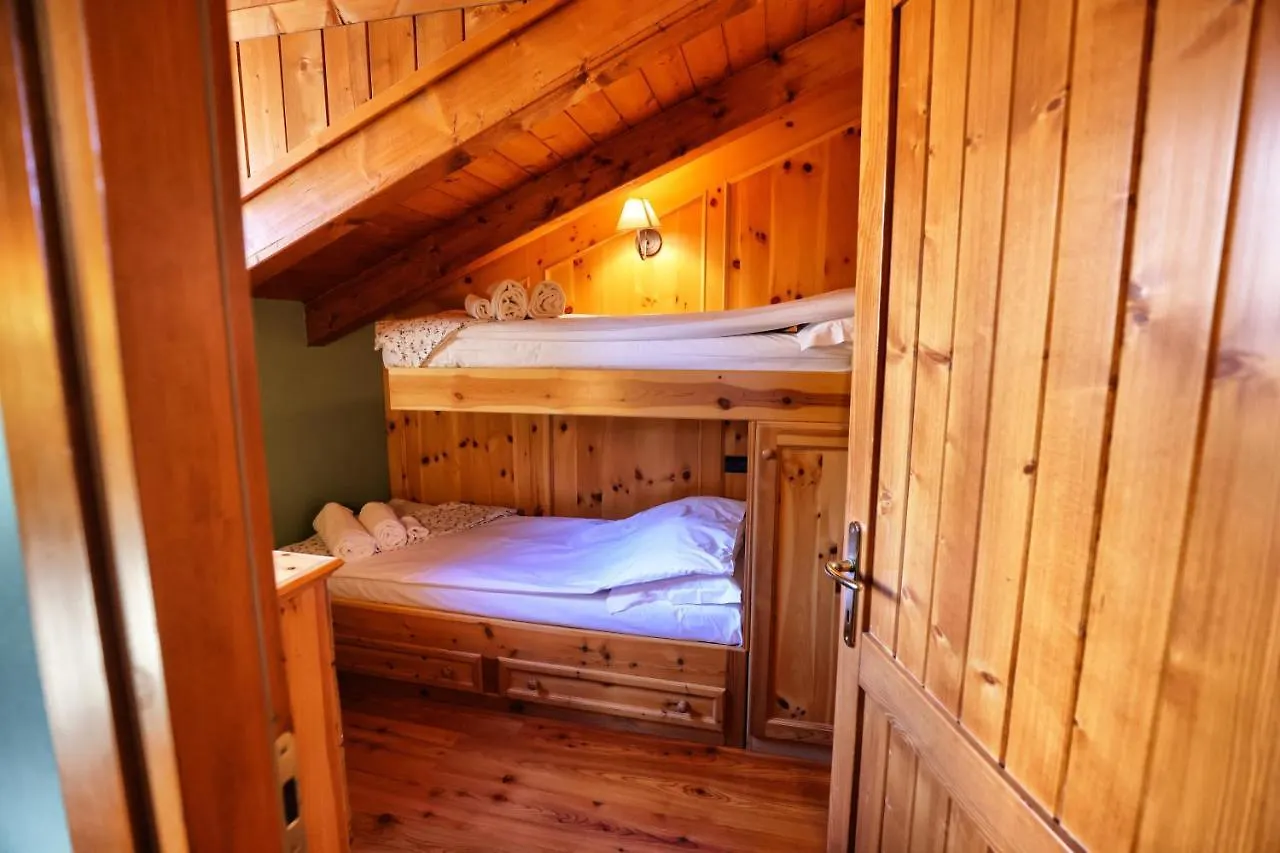 Villa Sorriso Ponte Di Legno Apartment